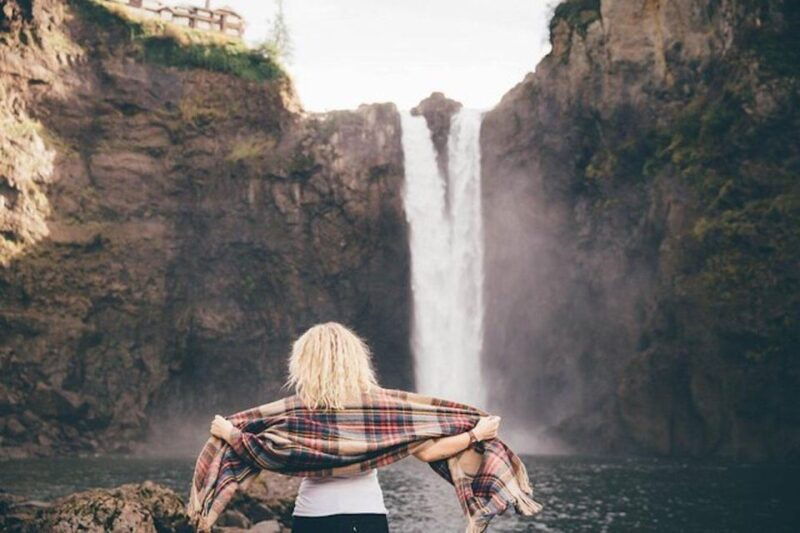 from-seattle-visit-snoqualmie-falls-and-hike-to-twin-falls
