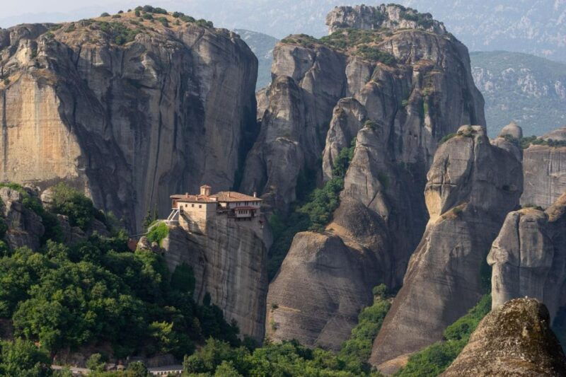from-thessaloniki-train-trip-to-meteora-monastery-tour