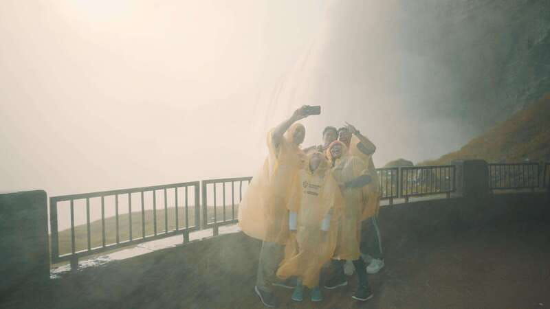 from-toronto-early-bird-niagara-falls-small-group-day-trip