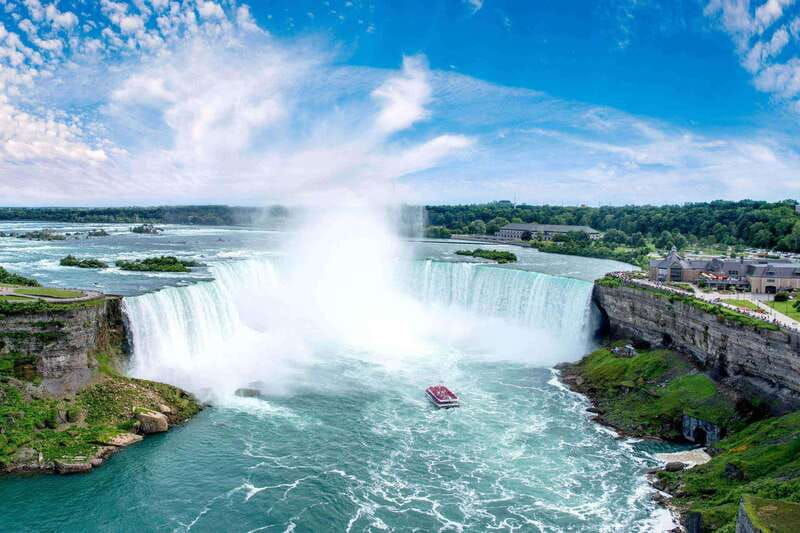 from-toronto-niagara-falls-private-day-tour