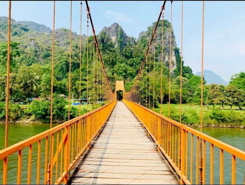 from-vientiane-vang-vieng-tour-with-cave-kayak-zipline