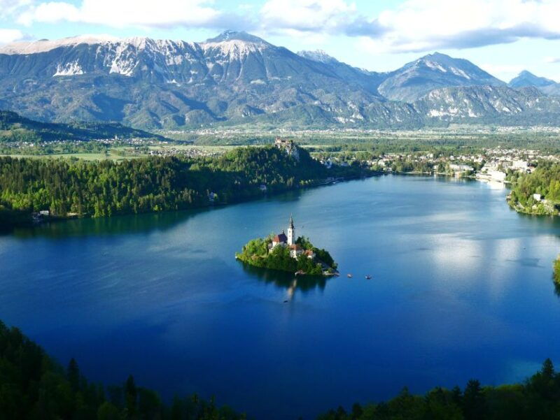 from-zagreb-postojna-cave-lake-bled-ljubljana-day-trip