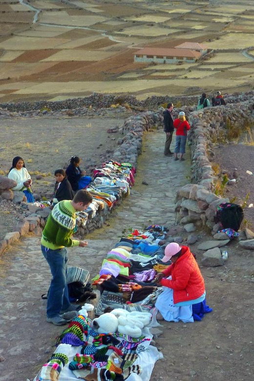 frompuno-uros-and-amantani-islands-full-day-tour-with-lunch