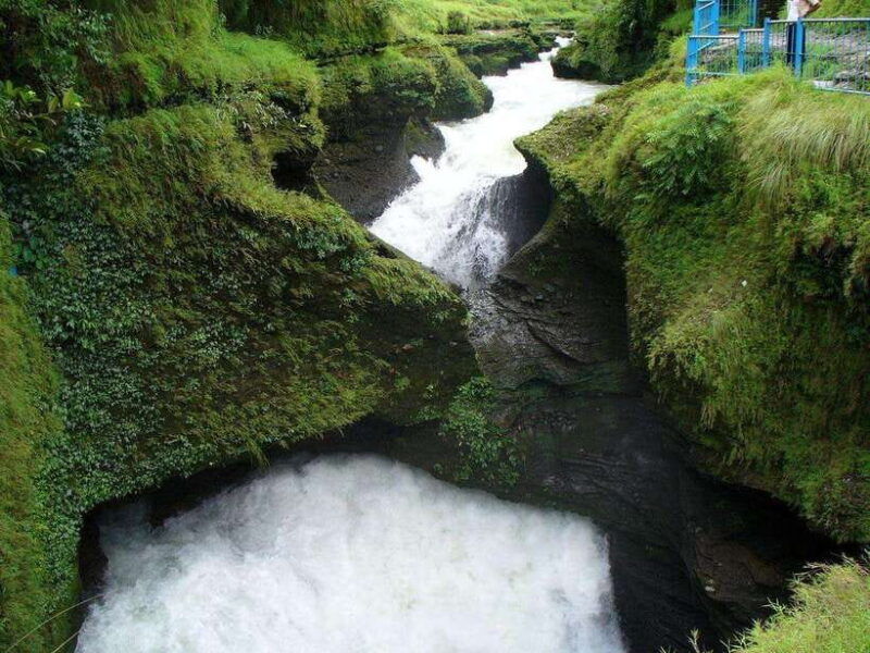 full-day-pokhara-sightseeing-by-bus-day-trip-2