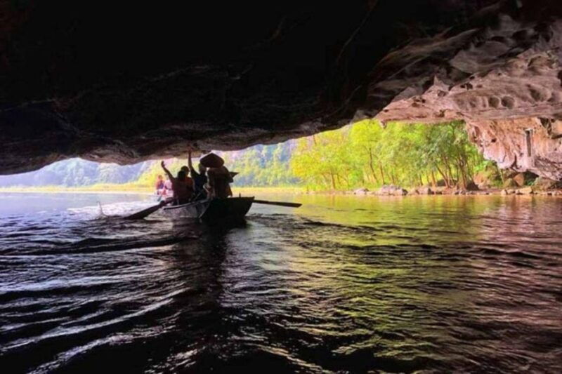 full-day-trip-visit-hoa-lu-tam-coc-mua-cave-from-hanoi