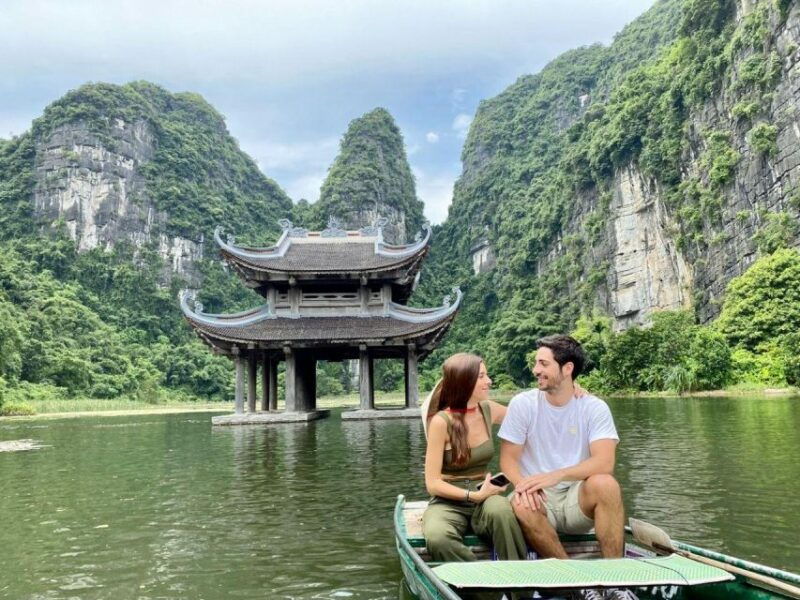 full-day-trip-visit-hoa-lu-trang-an-mua-cave-from-hanoi