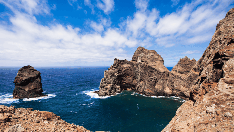 funchal-pico-do-areeiro-to-santana-4x4-east-tour