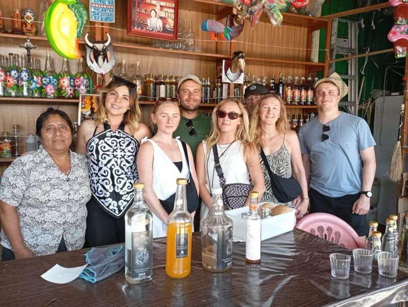 gastronomic-tour-in-the-market-of-supplies
