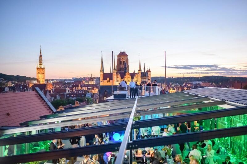 gdansk-centerdinner-show-restaurant-with-spectacular-view