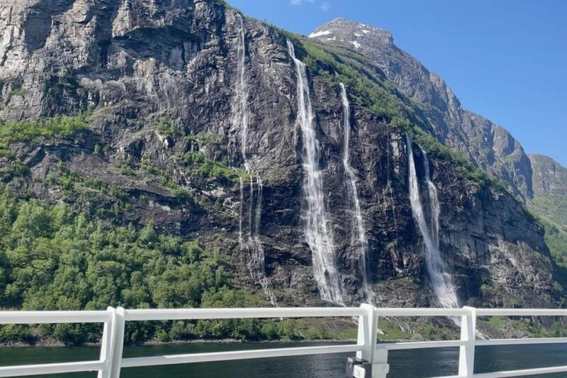 geiranger-fjord-sightseeing-roundtrip-from-geiranger