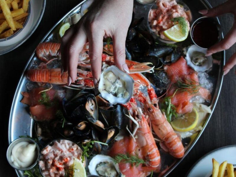 glasgow-luxury-seafood-platter-at-scottish-restaurant