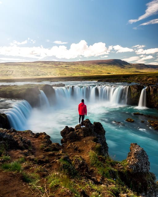godafoss-waterfall-laufas-turf-house-from-akureyri