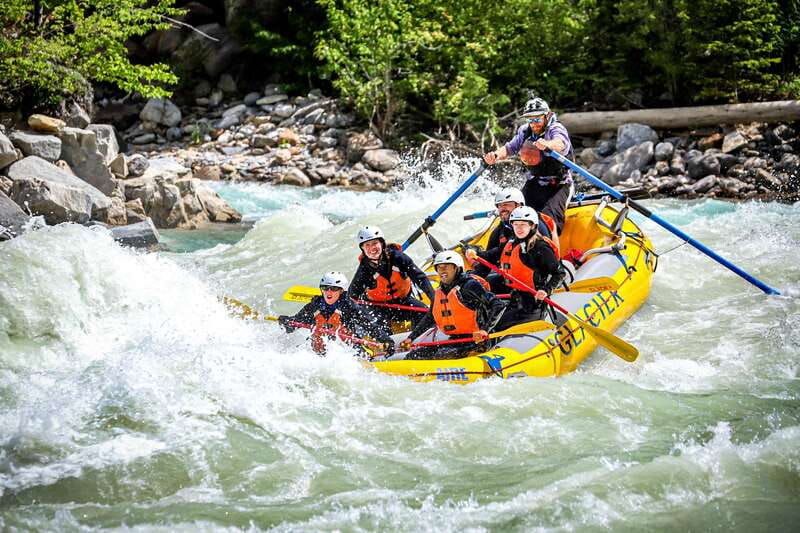 golden-bc-kicking-horse-river-half-day-whitewater-rafting