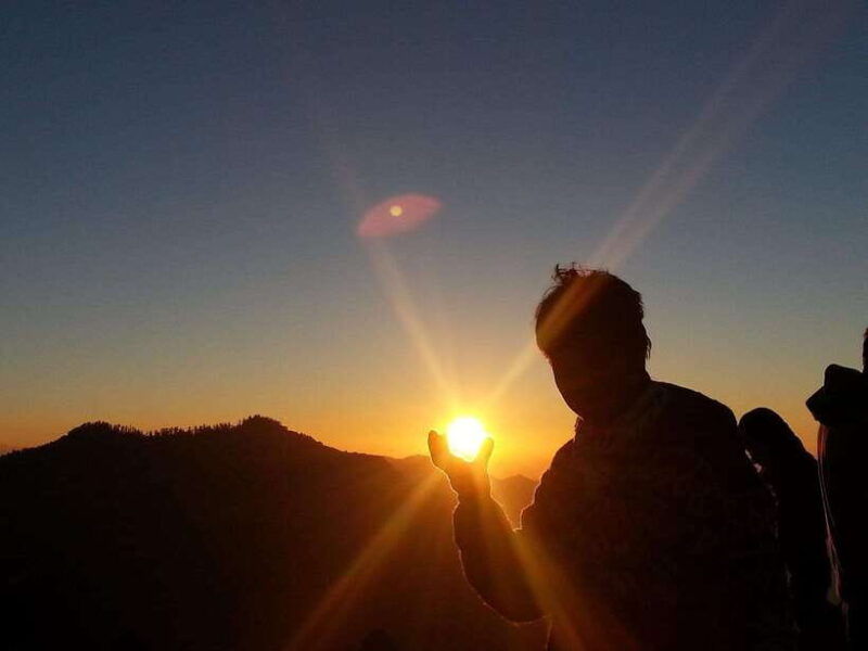 golden-glow-over-the-himalayas-sarangkot-sunrise-adventure