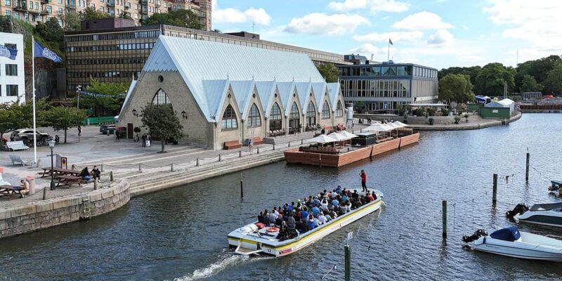 gothenburg-city-canal-sightseeing-cruise