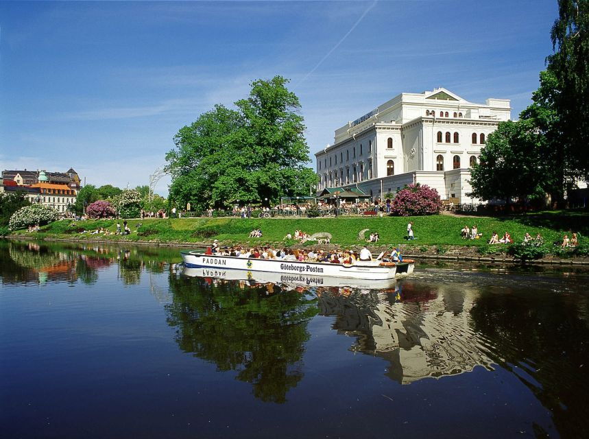 gothenburg-paddan-sightseeing-cruise-on-the-savean-river