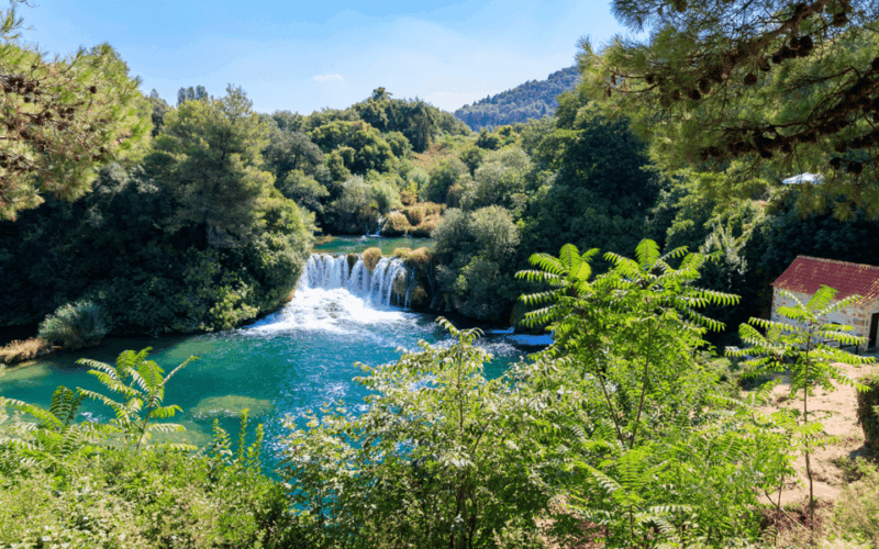 group-tour-to-krka-waterfalls-from-split