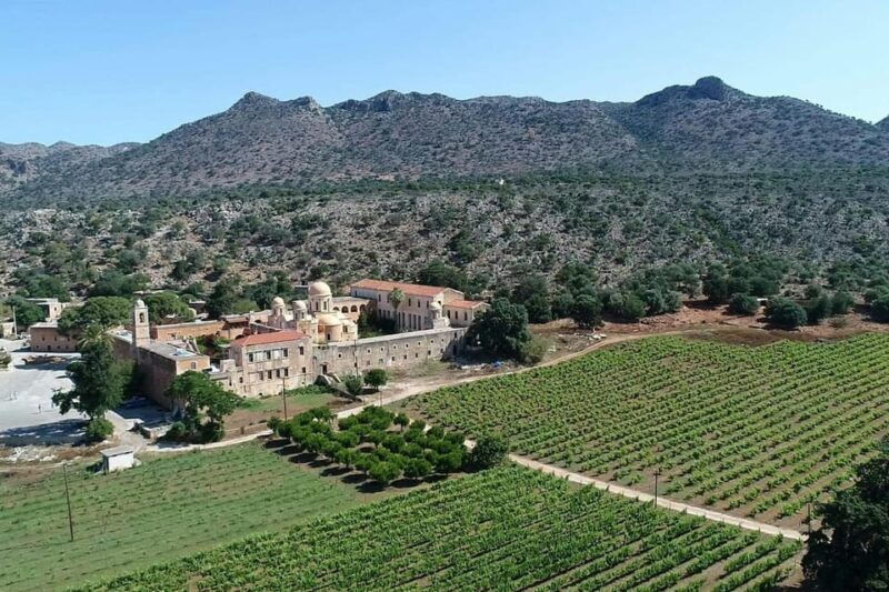 guided-tour-wine-tasting-at-the-monastery-of-holy-trinity