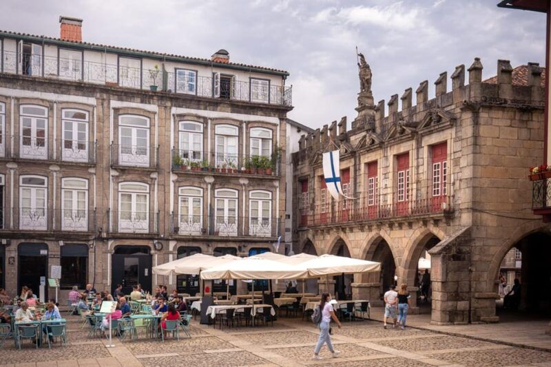 guimaraes-flexible-walking-tour-in-historic-center
