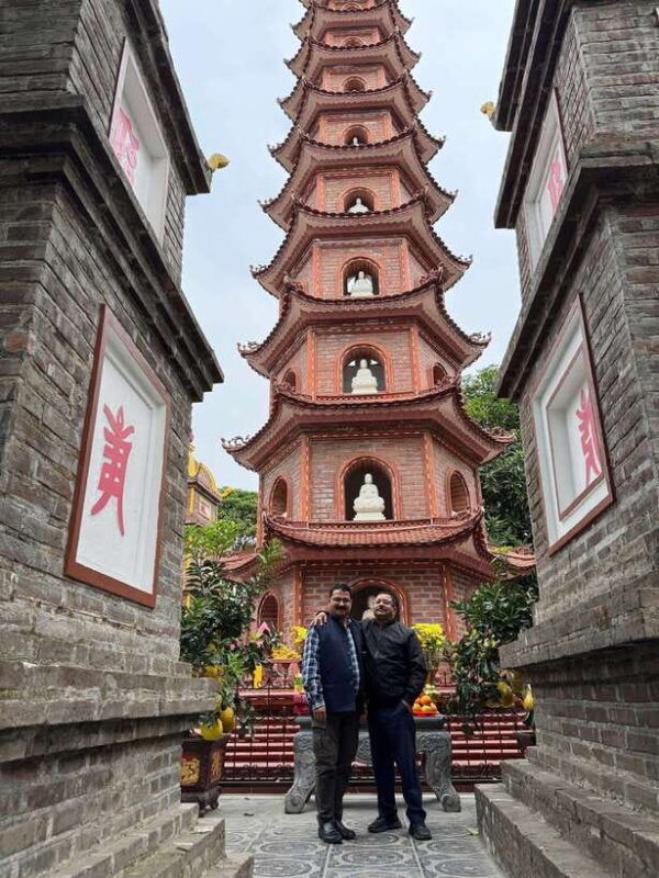 ha-noi-ha-long-bay-ha-long-bay-1-day-yatch-with-lunch-sushi