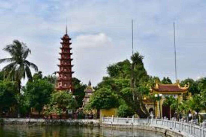 ha-noi-luxury-city-half-day-tour_morning