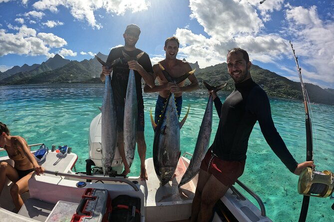 Half-day big game fishing in Moorea Maiao for 2 people - Key Points