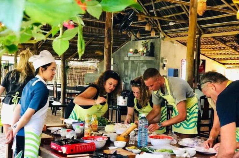half-day-hoi-an-cooking-class-basket-boat-ride-experience