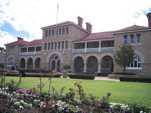 Half-Day Perth Mint Live Gold Pour & Historic Fremantle Tour - Key Points