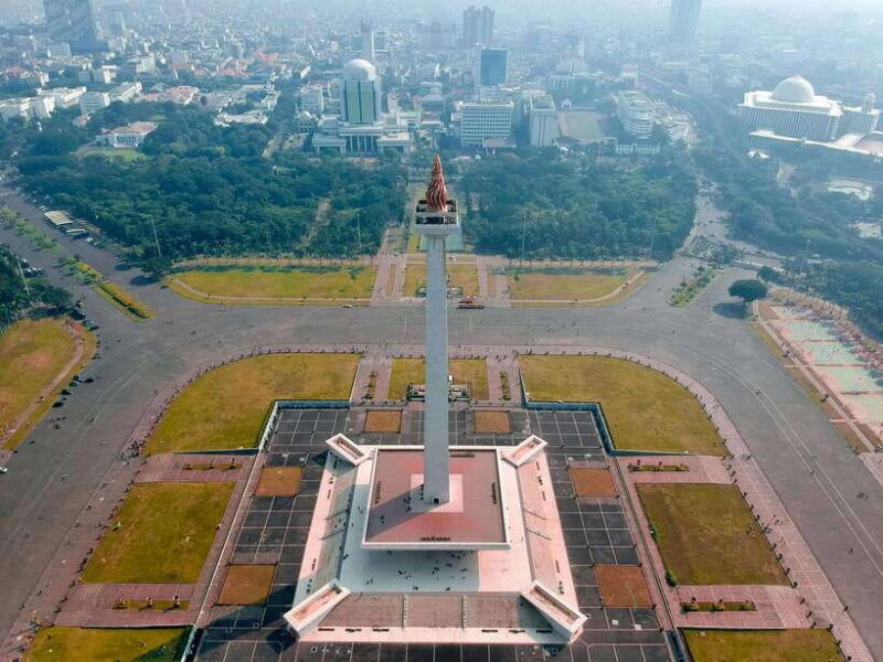 half-day-tour-around-jakarta-guide-speak-japanese