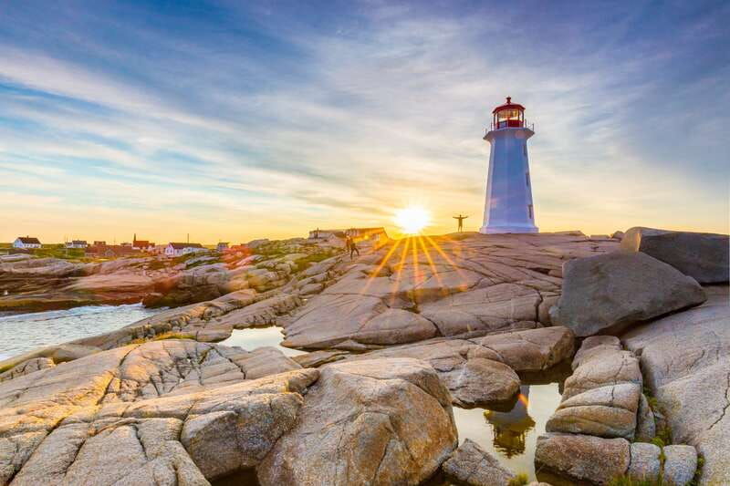 halifax-small-group-tour-with-citadel-and-peggys-cove