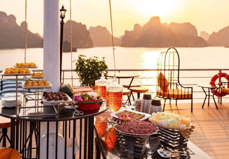 halong-bay-best-day-cruise-island-caves-kayak-transfer