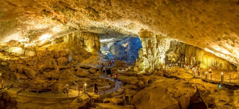 halong-bay-cat-ba-island-3d2n-cave-view-point-trekking