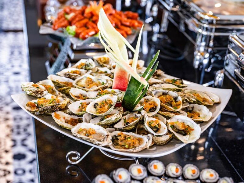 halong-bay-luxury-5-cruise-with-kayaking-lunch-buffet