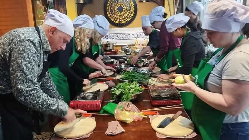 hanoi-authentic-cooking-class-and-local-market-with-chef