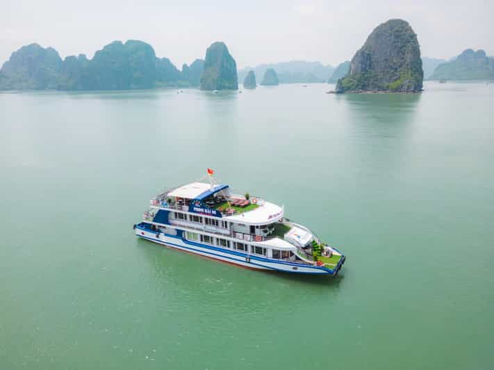 hanoi-halong-bay-day-trip-with-sunset-party