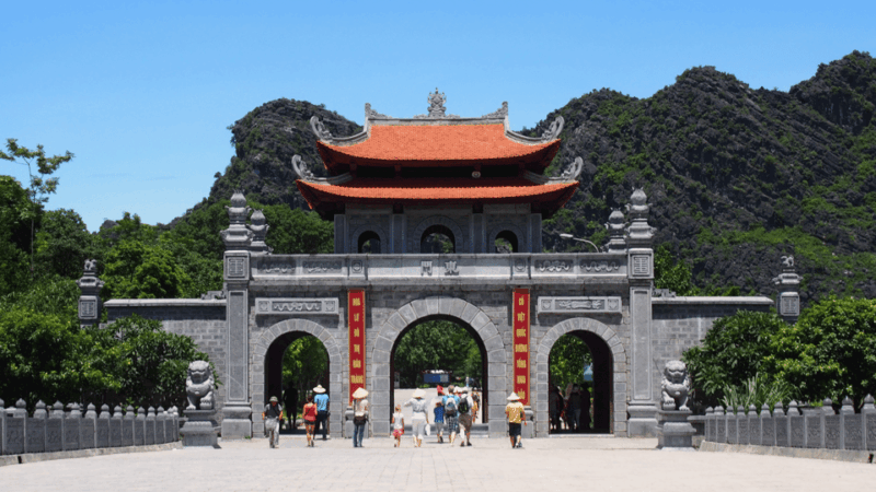 hanoi-luxurious-2-day-ninh-binh-tour-with-hotel-bungalow