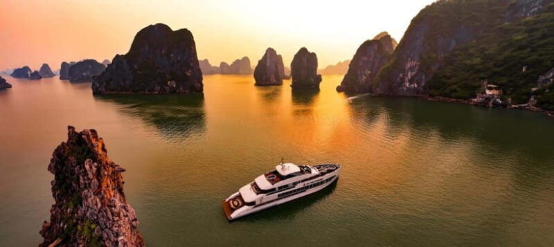 hanoi-luxury-ha-long-cruise-by-super-yacht-with-transfer