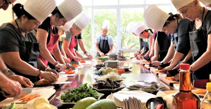 hanoi-old-quarter-market-tour-and-cooking-class-with-meal