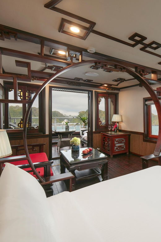 hanoihalong-bay-2-day-on-traditional-wooden-boutique-cruise