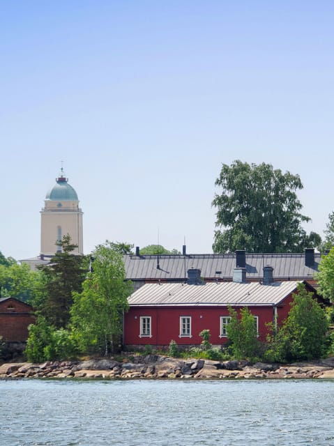 helsinkis-fortress-islands-guided-sea-tour