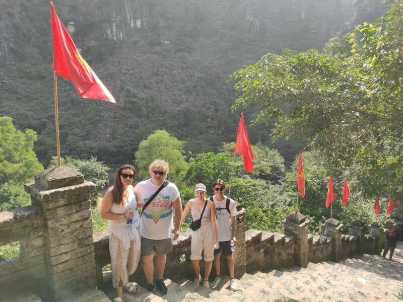 hoa-lu-trang-an-and-mua-cave-full-day-tour
