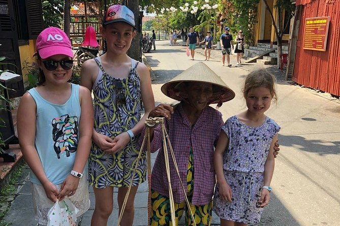 Hoi An Night Market with Hoi an walking Tour , Colourful Lanterns, Boat Ride - Discovering Hoi An at Night: What to Expect