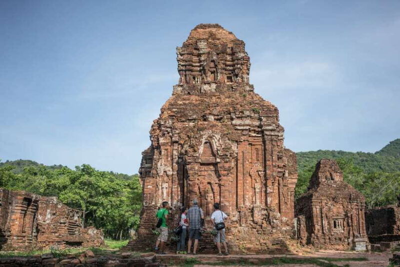 hoi-an-private-cycling-to-my-son-sanctuary-with-local-guide