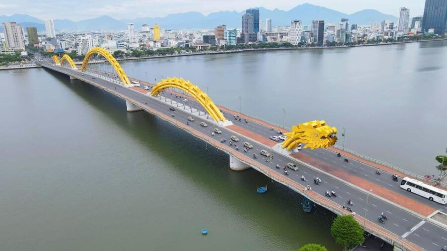 hoi-an-private-transfer-to-hue-with-sightseeing-stops