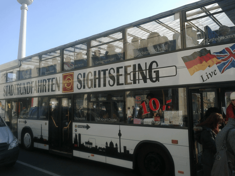 hop-on-hop-off-city-tour-by-bus-and-boat-live-commentary