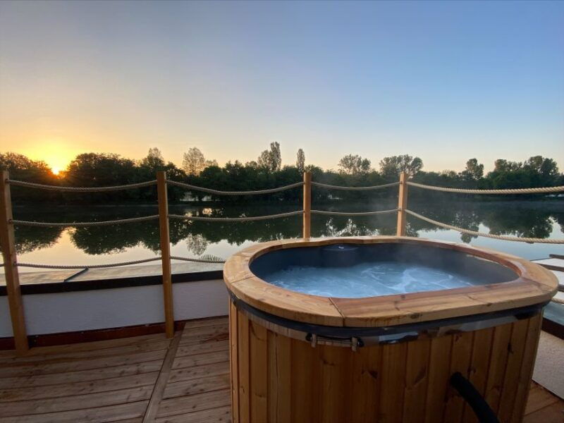 hot-tub-and-relaxation