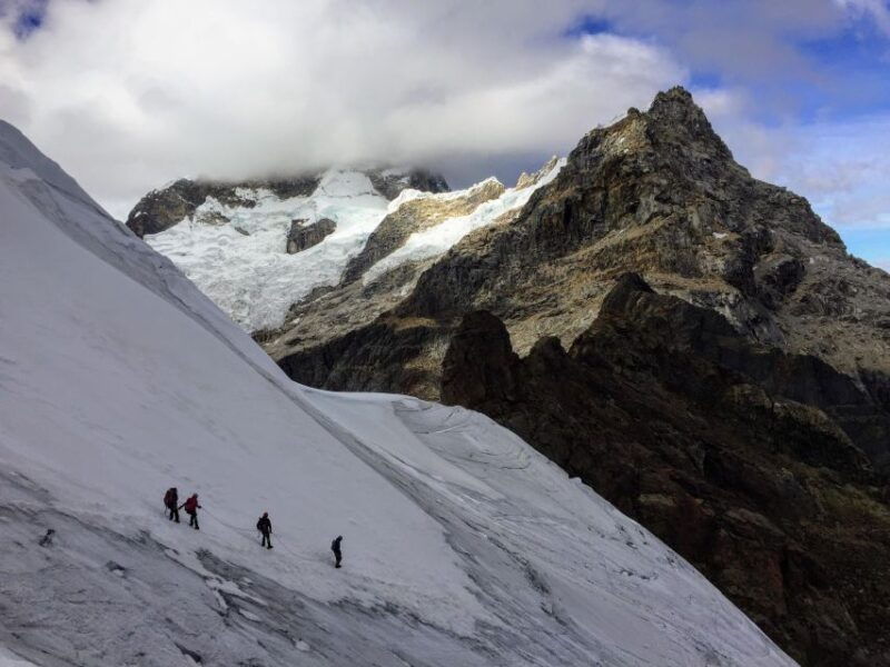 huaraz-ascent-to-nevado-mateo-full-day
