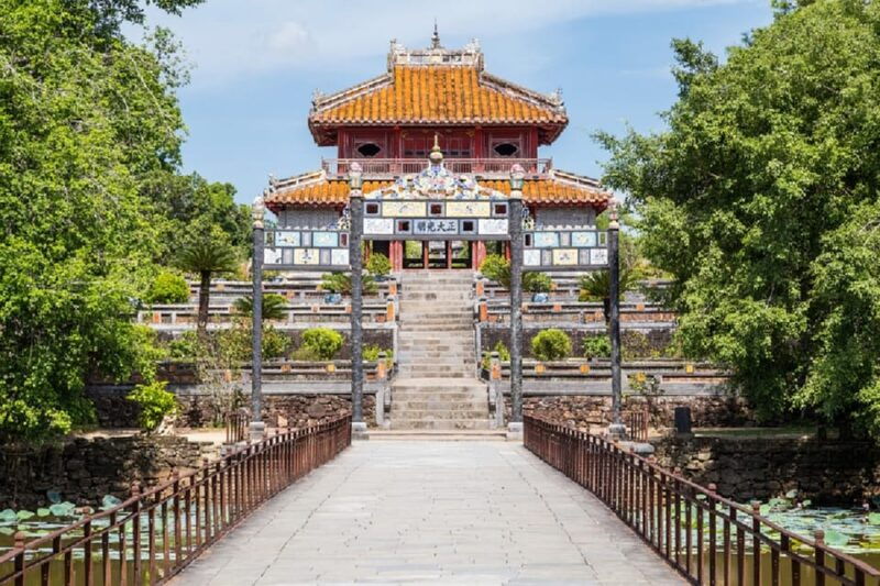 hue-private-day-tour-shore-excursion-from-tien-sa-port