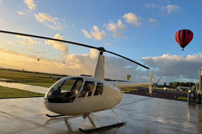 Hunter Valley Romantic Bubbly Breakfast Helicopter Tour from Cessnock - Key Points