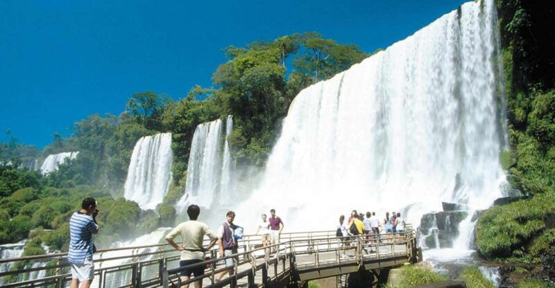 iguazu-falls-tour-on-brazil-side